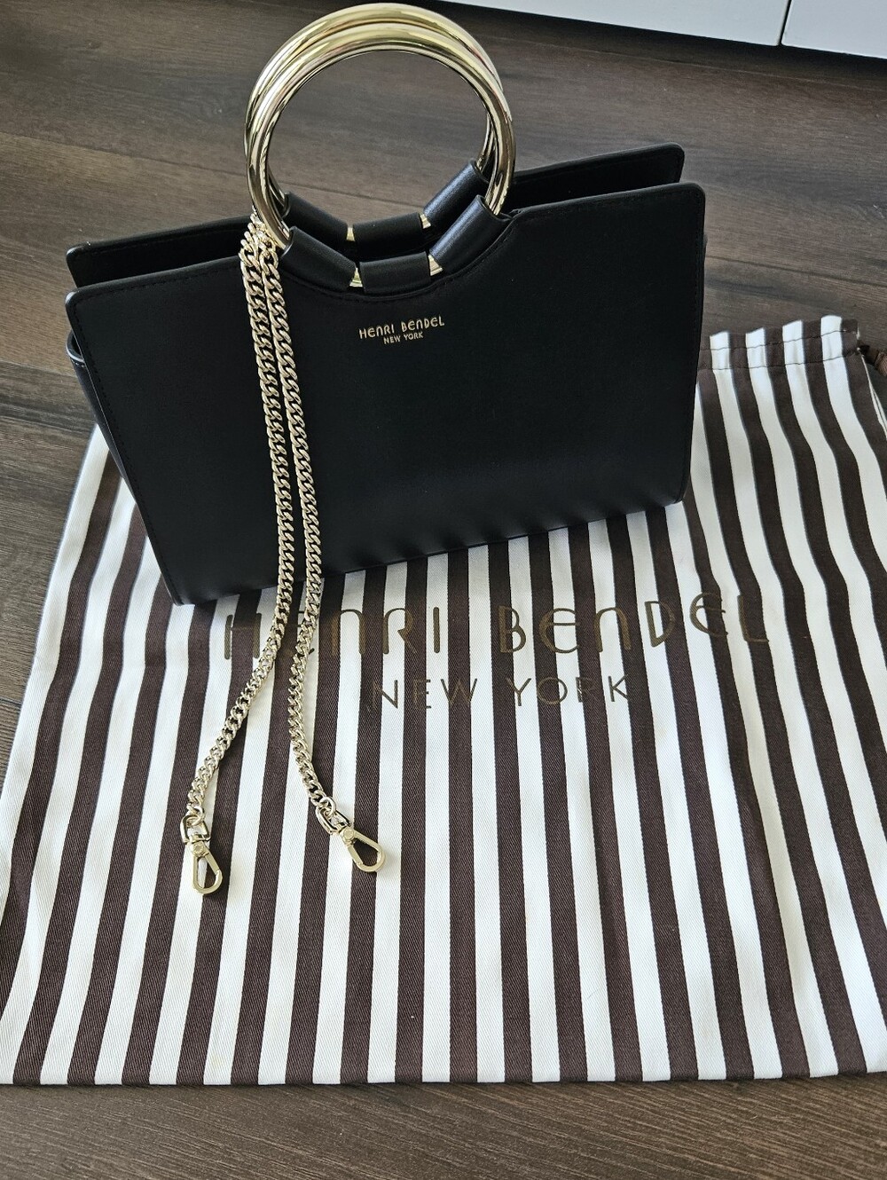 Henri Bendel New York Black Ring Handle Satchel Crossbody Bag+Detachable Chain
